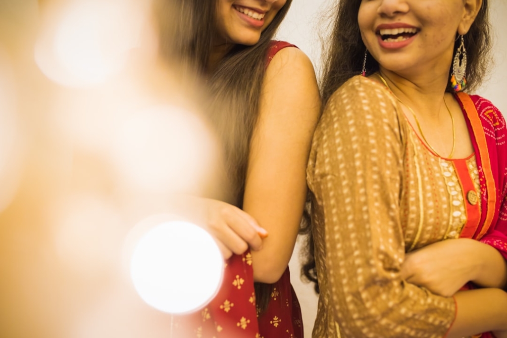 Photo friends laughing photo booth festive background